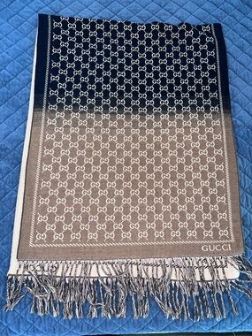 Gucci scarf monogram GG wool cashmere blend brown large shawl wrap fringe EE